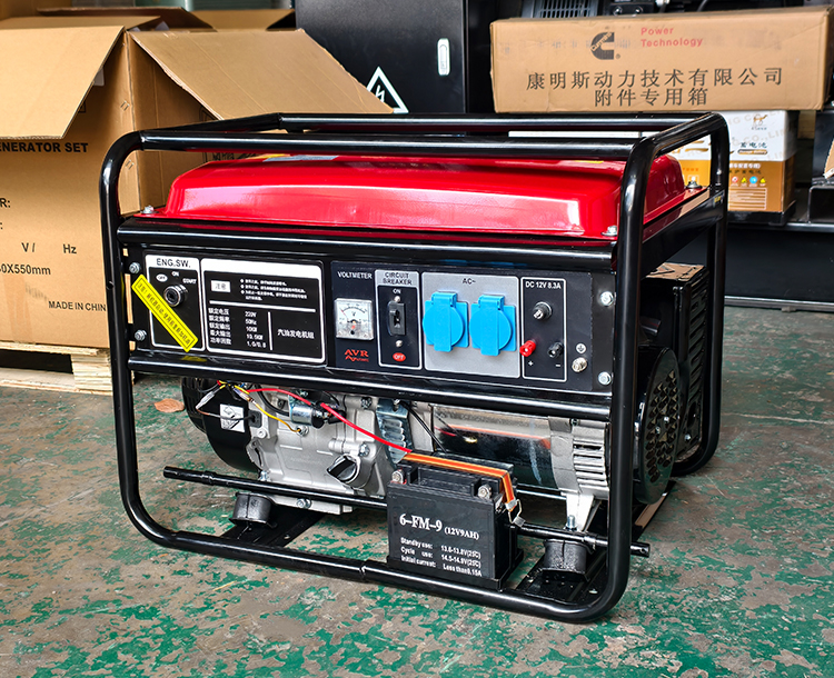 8KW小型汽油发电机，输出功率强劲，家用中小型企业应急备用